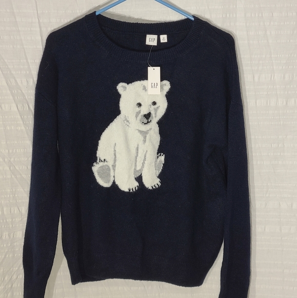 gap bear sweater